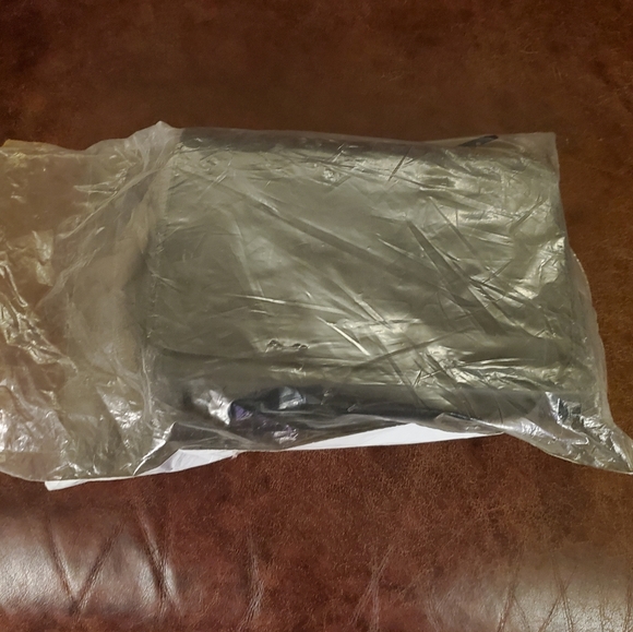 Subaru Legacy / Outback Owners Manual New Car - Picture 3 of 3